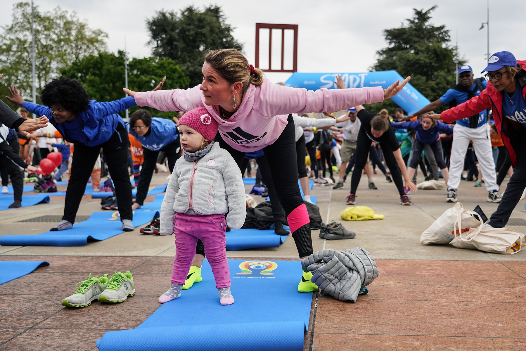 WTT-2019-GENEVA-6-children-yoga-Credit-Laurent-Cipriani