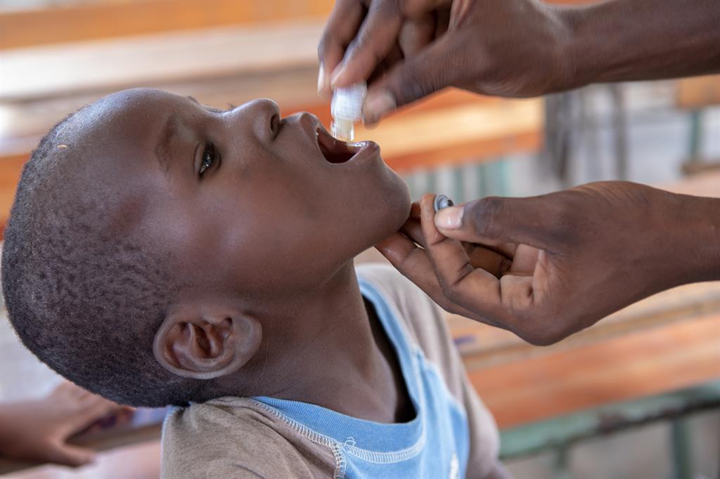 Mozambique cyclone idai child oral cholera vaccine