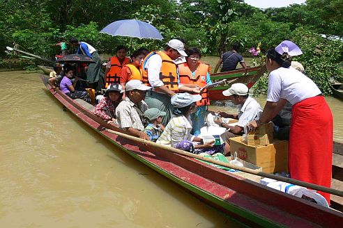 myanmar cyclone rakhine mobile clinic