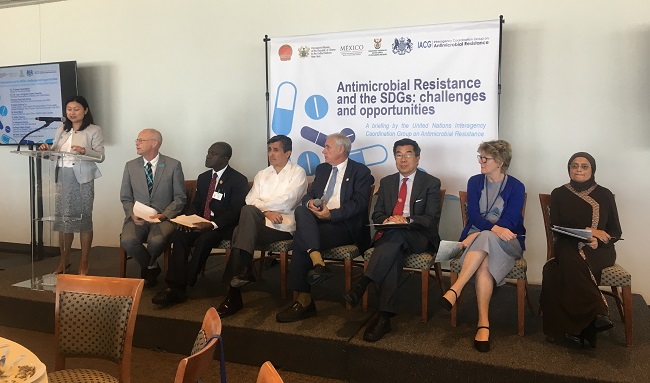 Antimicrobial_resistance_side_event5